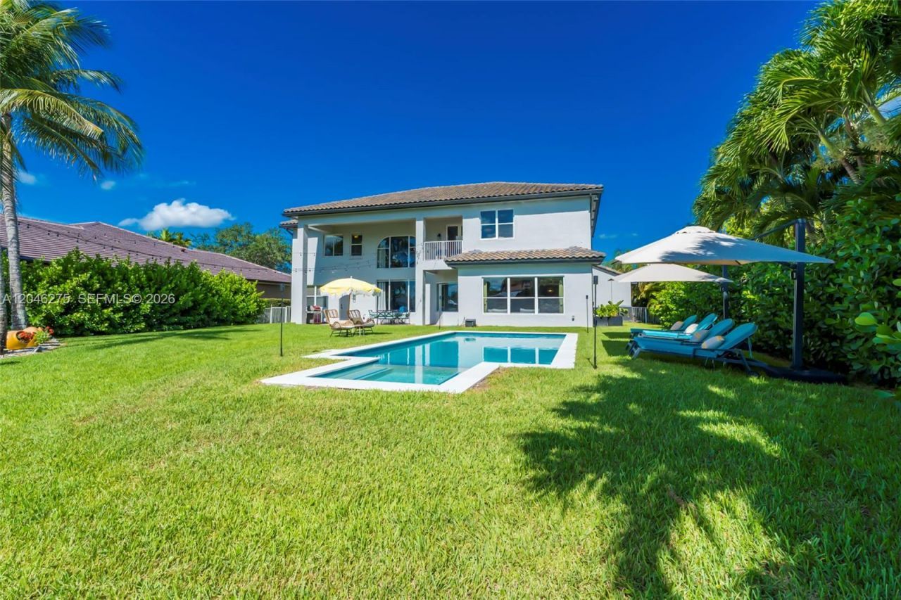 4135 SW 186th Way, Miramar, FL 33029 Photo