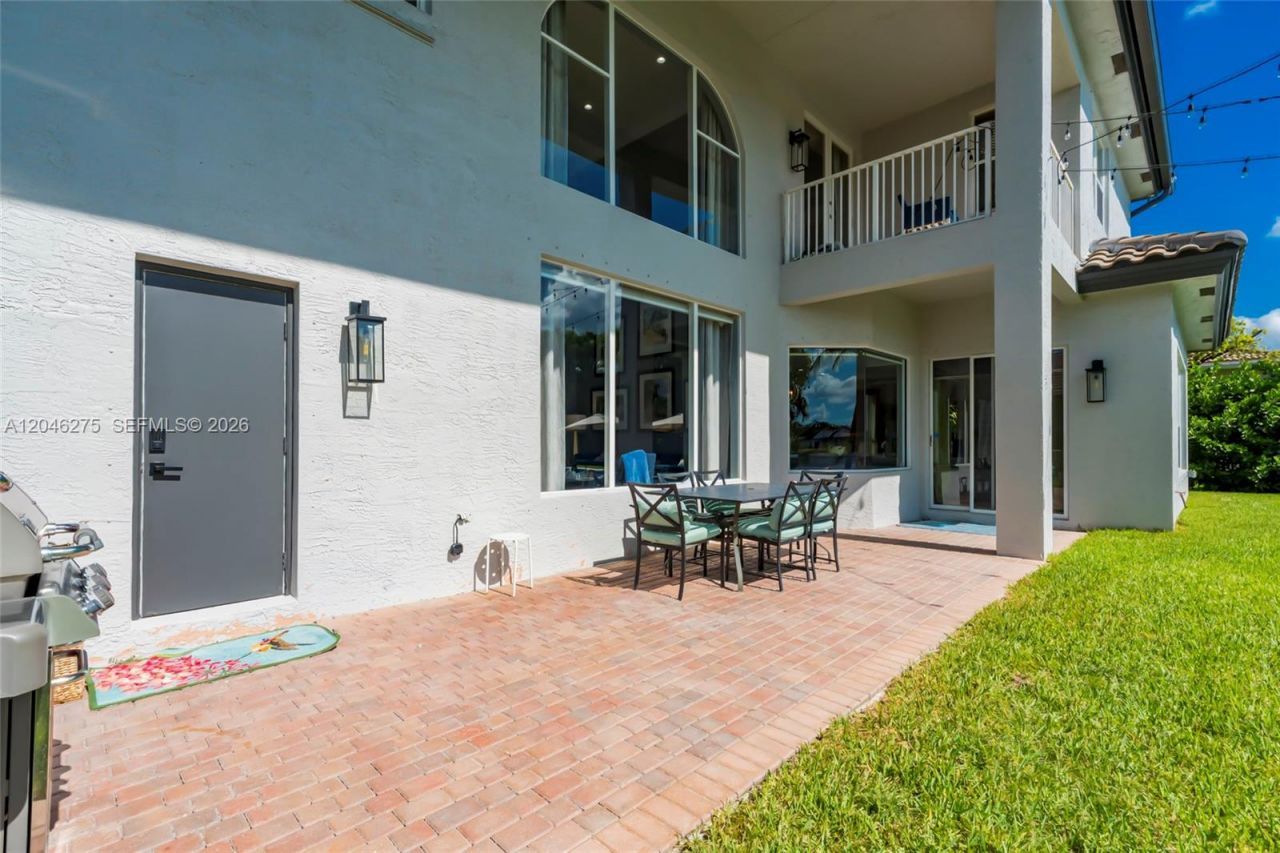 4135 SW 186th Way, Miramar, FL 33029 Photo