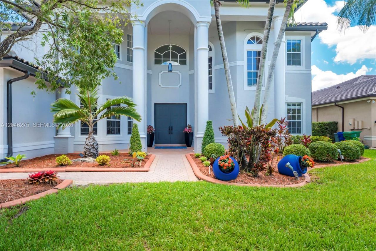 4135 SW 186th Way, Miramar, FL 33029 Photo