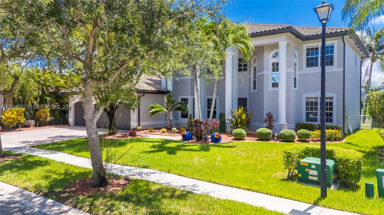 4135 SW 186th Way, Miramar, FL 33029 Photo