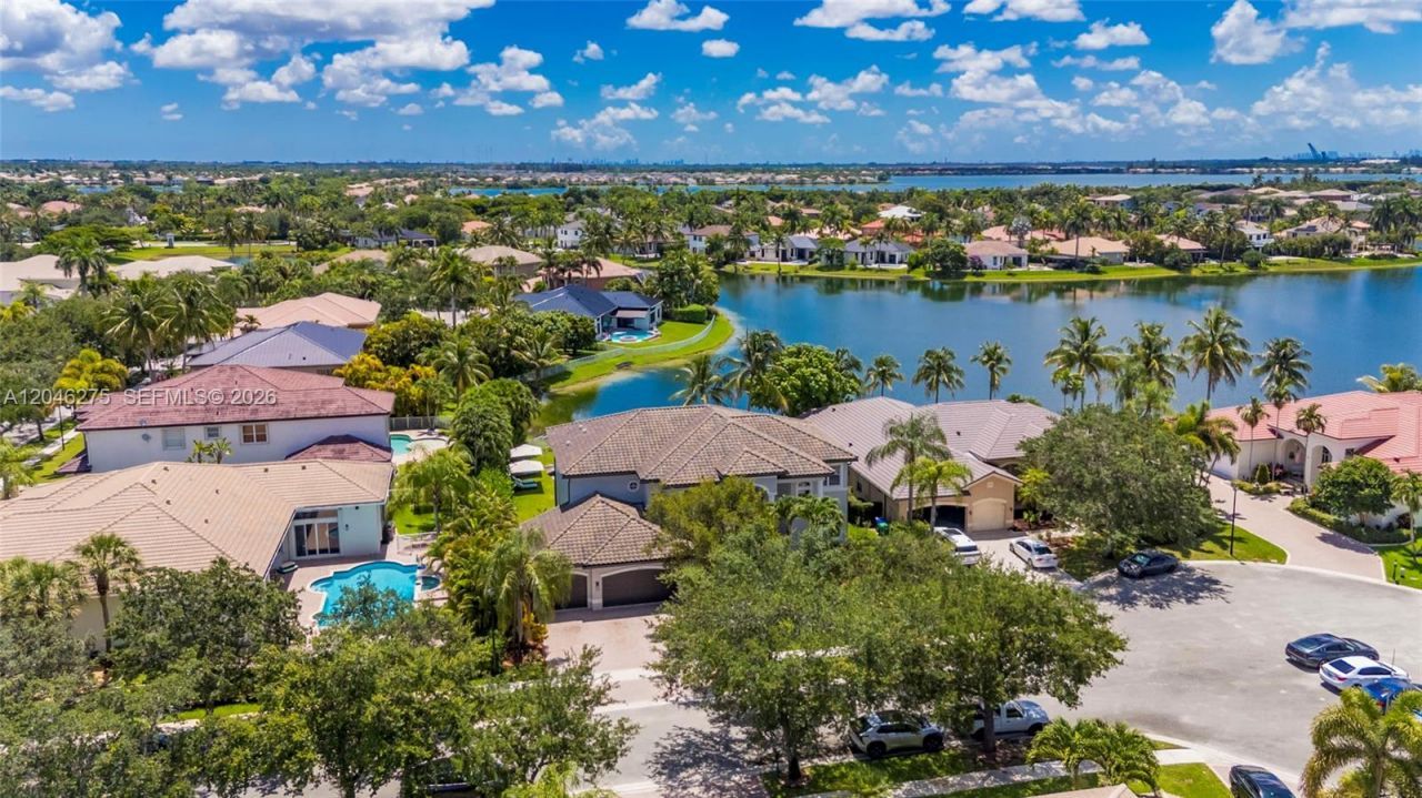 4135 SW 186th Way, Miramar, FL 33029 Photo