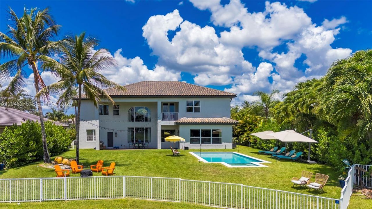4135 SW 186th Way, Miramar, FL 33029 Photo
