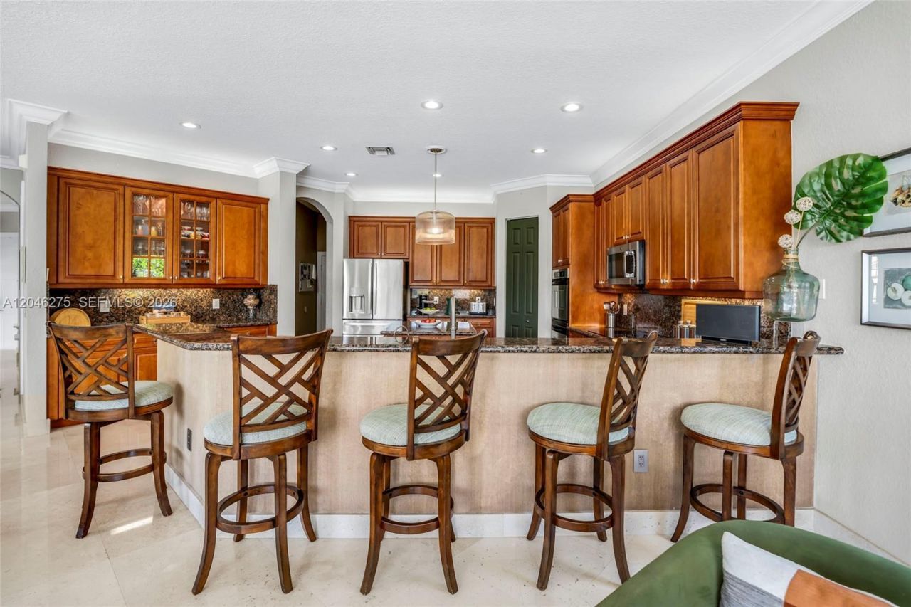 4135 SW 186th Way, Miramar, FL 33029 Photo