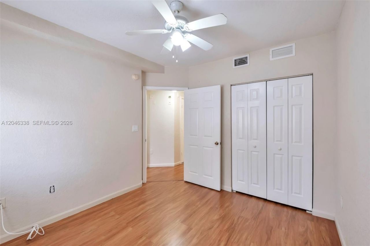1103 Golden Lakes Blvd, Unit 1013, West Palm Beach, FL 33411 Photo