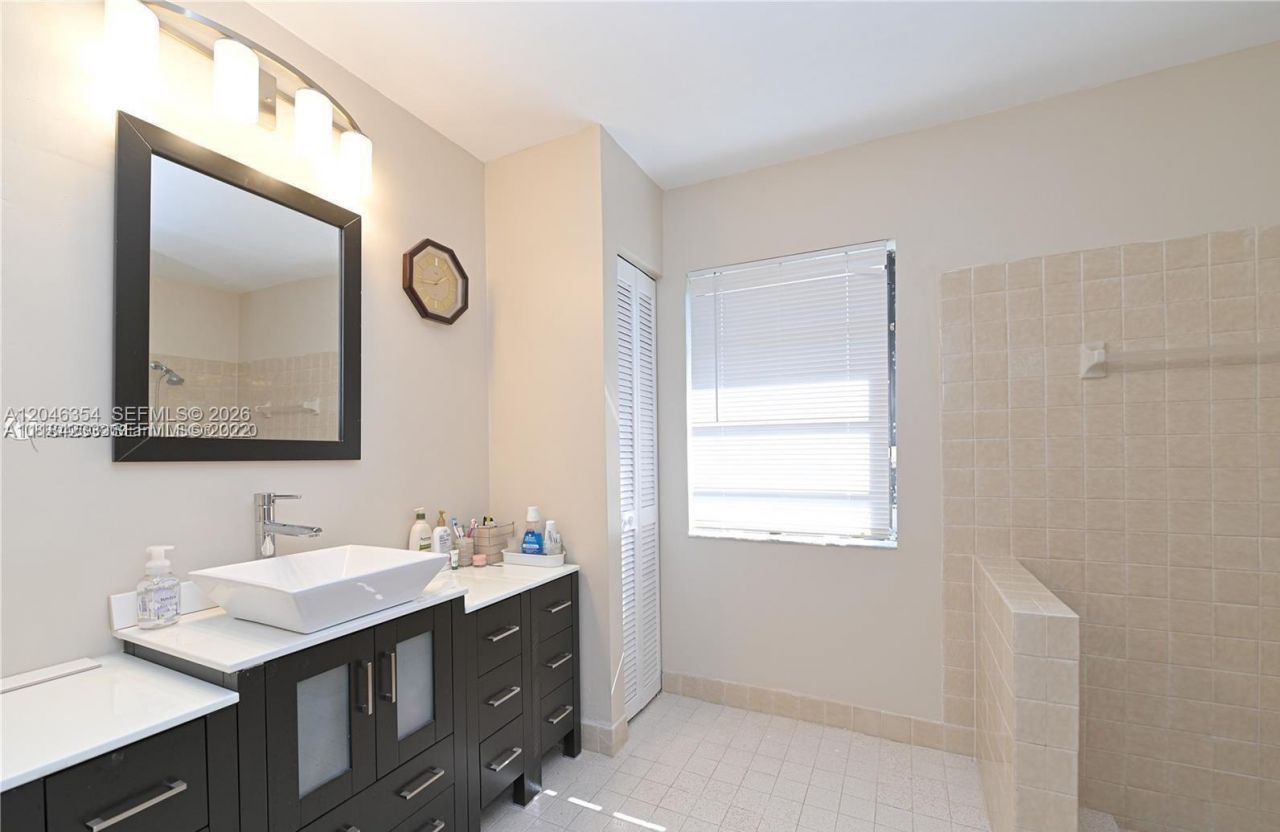9612 SW 117th Ave, Unit 9612, Miami, FL 33186 Photo