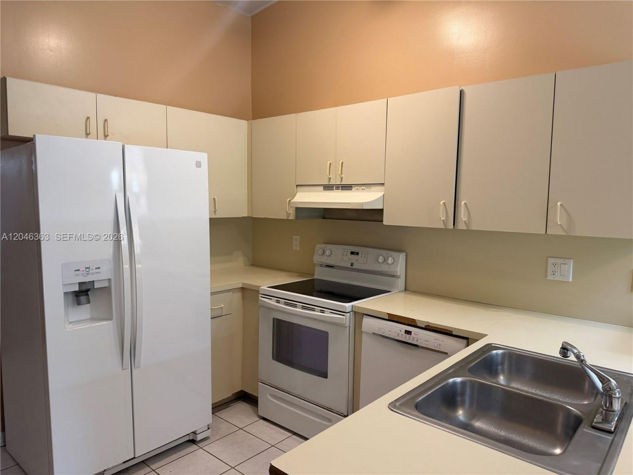 6718 NW 166th Ter, Unit 301, Miami Lakes, FL 33014 Photo