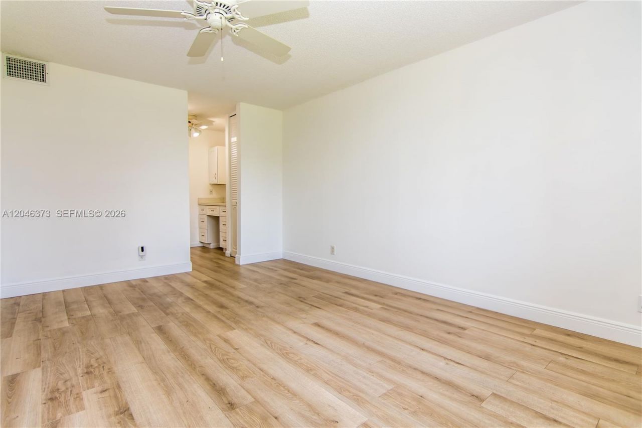 8900 Washington Blvd , Unit 117, Pembroke Pines, FL 33025 Photo