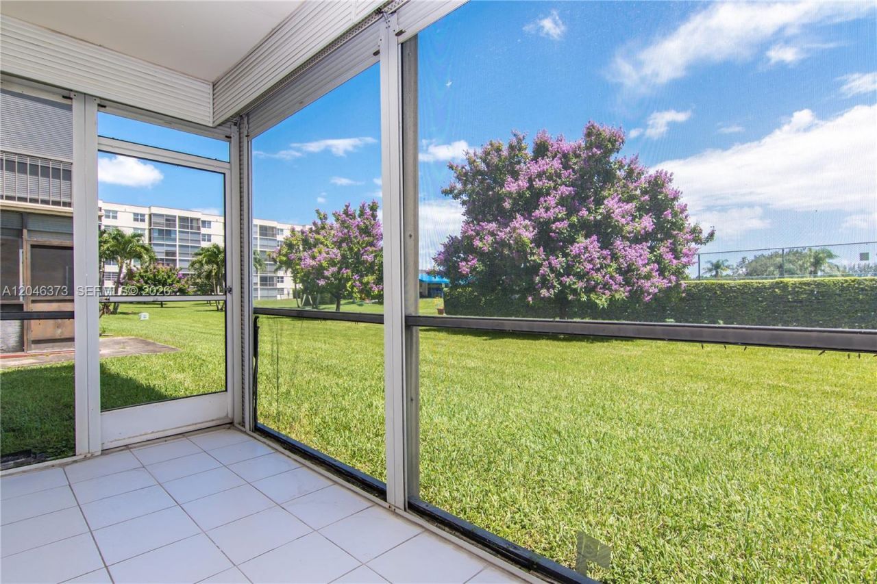 8900 Washington Blvd , Unit 117, Pembroke Pines, FL 33025 Photo