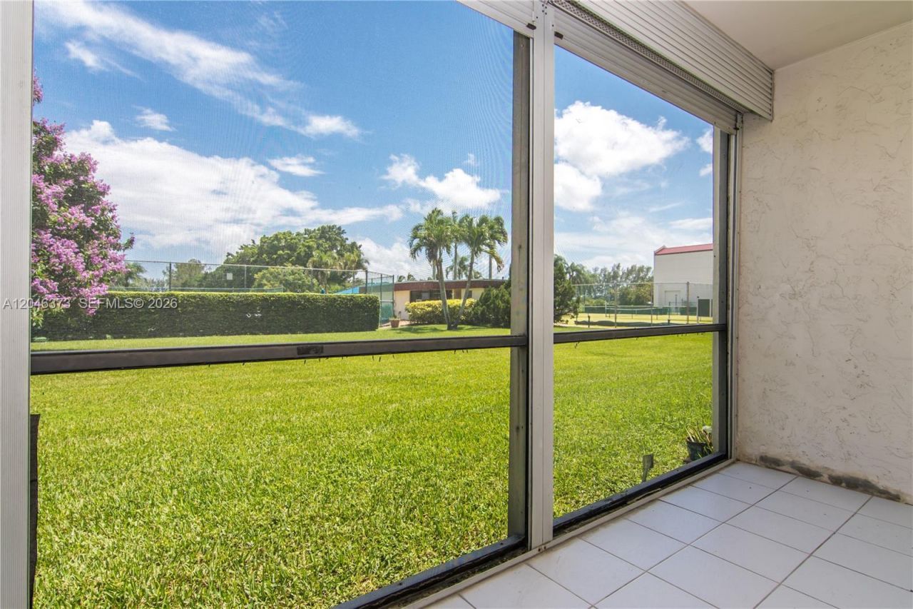 8900 Washington Blvd , Unit 117, Pembroke Pines, FL 33025 Photo