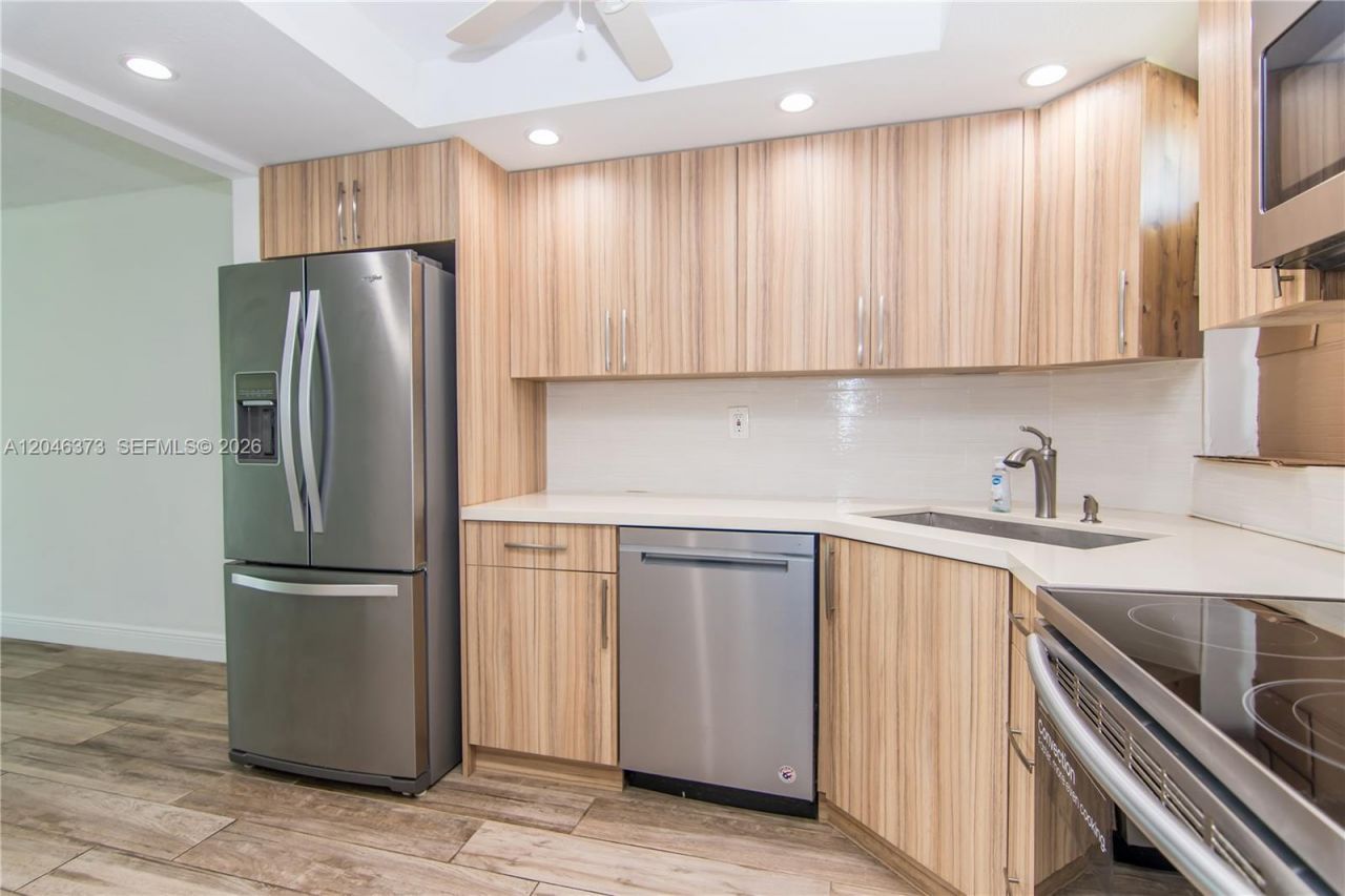 8900 Washington Blvd , Unit 117, Pembroke Pines, FL 33025 Photo