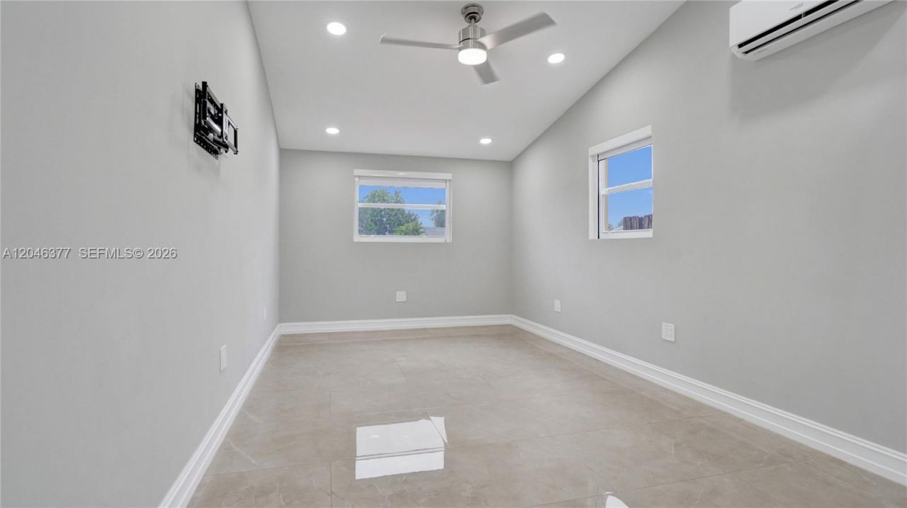 6431 S Coolidge St, Hollywood, FL 33024 Photo