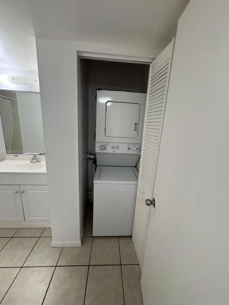 8004 SW 149th Ave , Unit C205, Miami, FL 33193 Photo