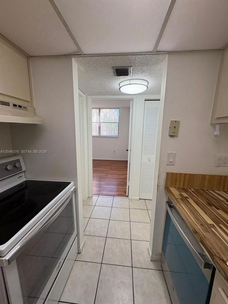 8004 SW 149th Ave , Unit C205, Miami, FL 33193 Photo