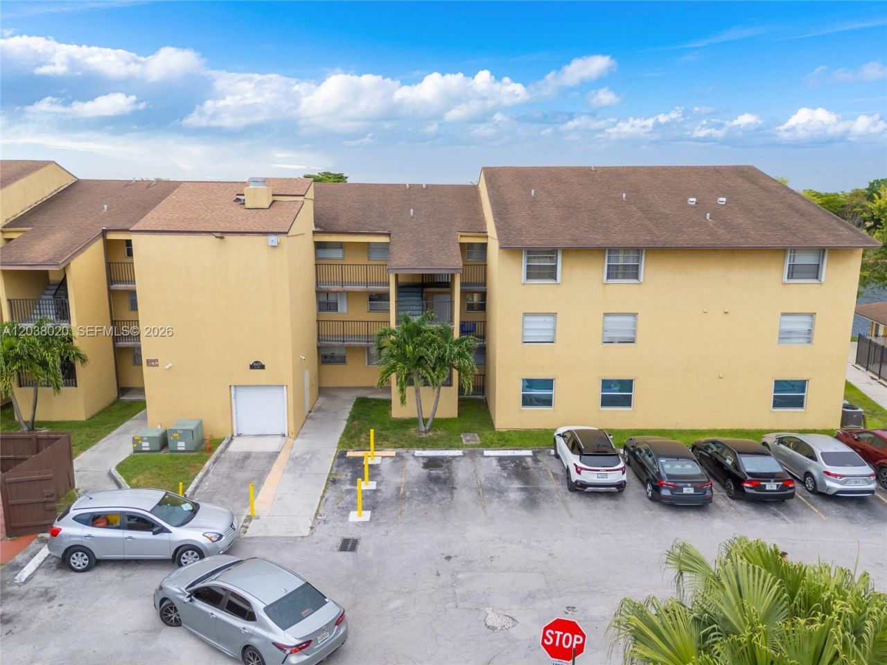 15470 SW 82nd Ln , Unit 327, Miami, FL 33193 Photo