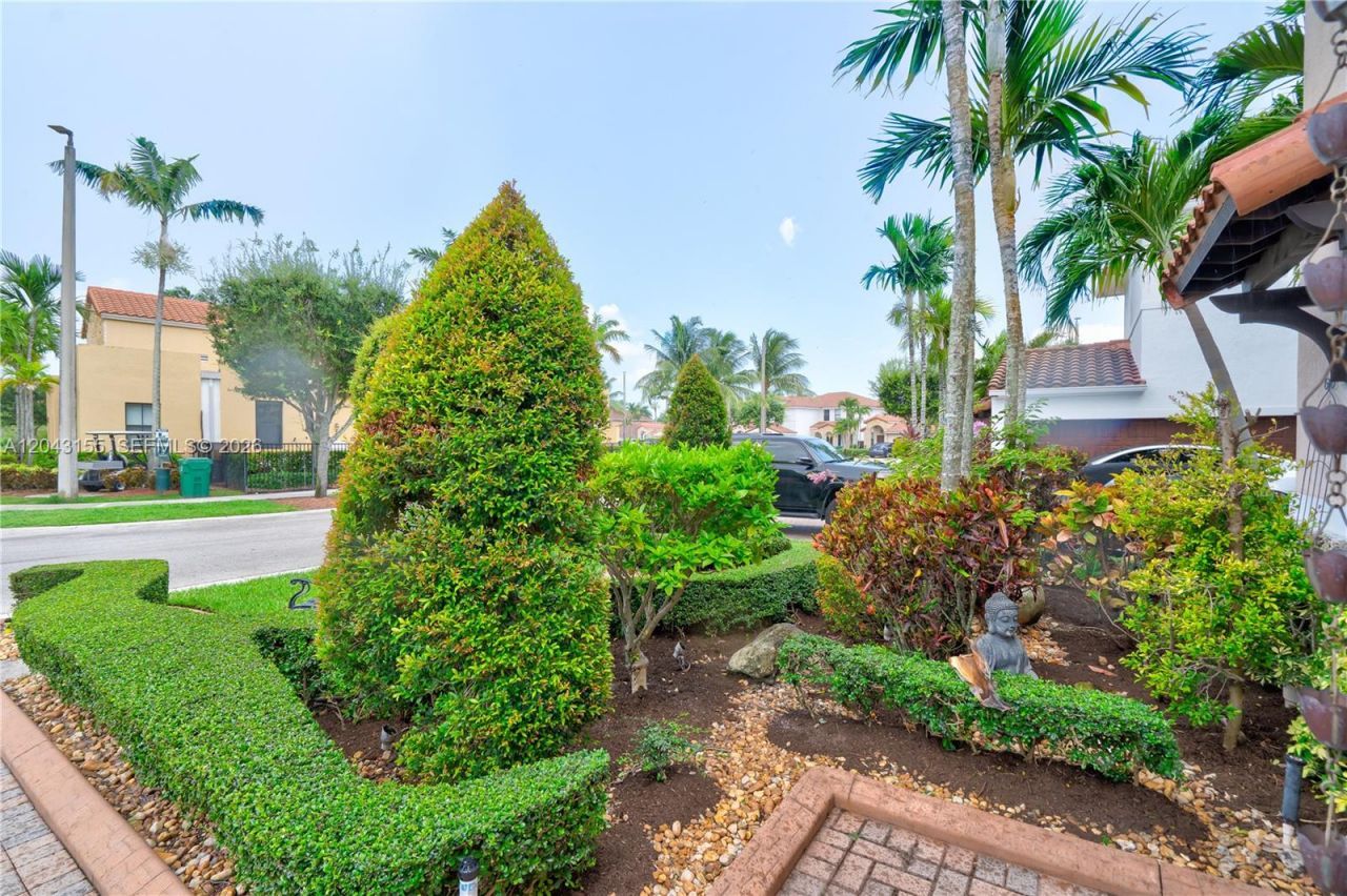 1016 NW 99th Psge , Unit 1016, Miami, FL 33172 Photo