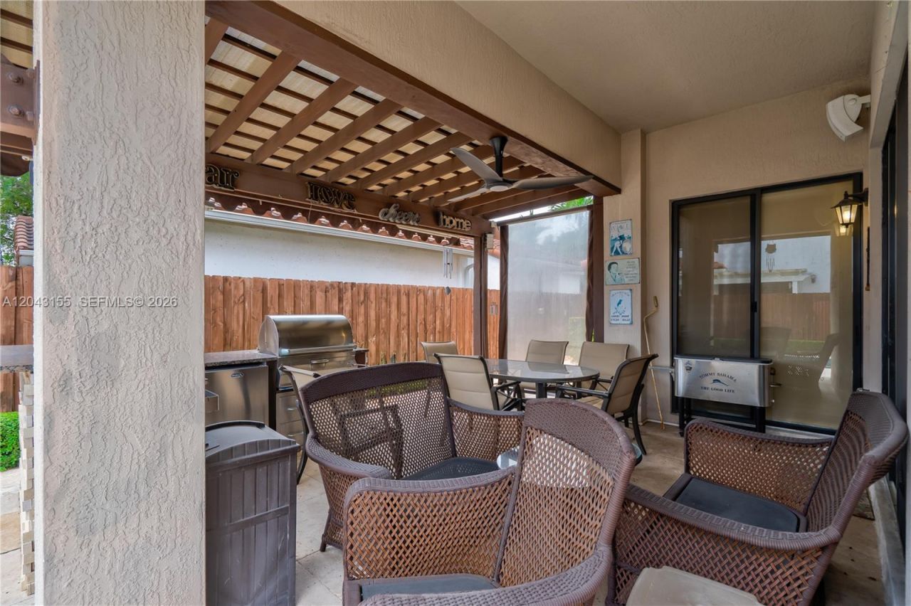 1016 NW 99th Psge , Unit 1016, Miami, FL 33172 Photo