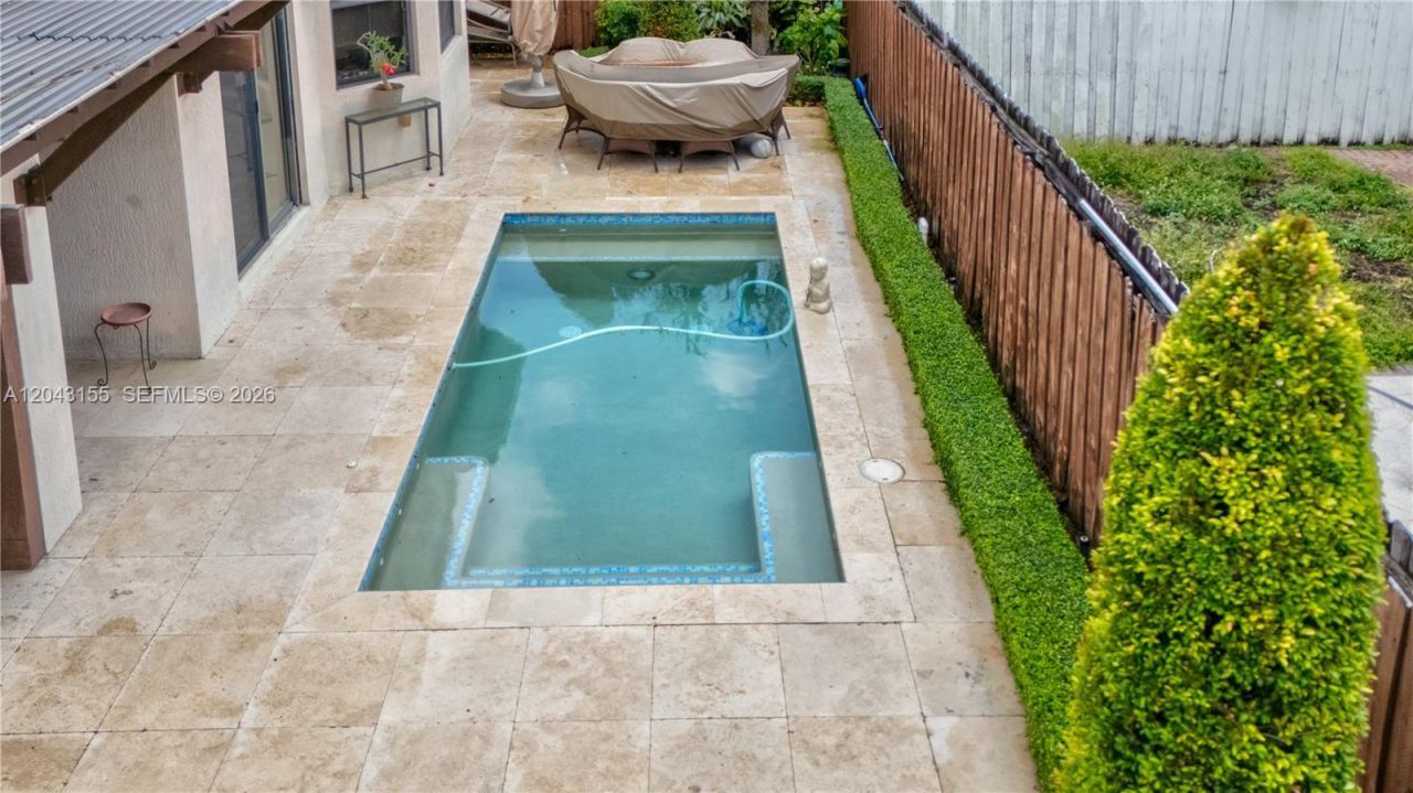 1016 NW 99th Psge , Unit 1016, Miami, FL 33172 Photo