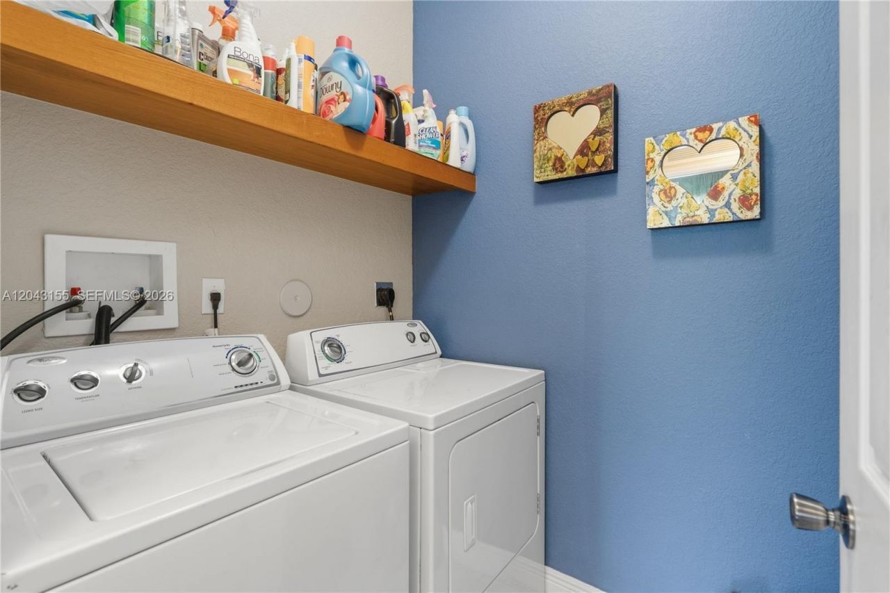 1016 NW 99th Psge , Unit 1016, Miami, FL 33172 Photo