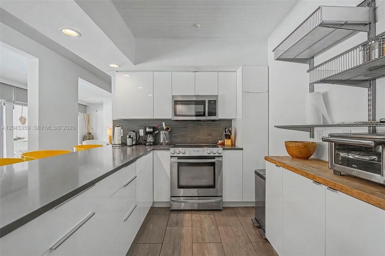 340 Atlantic Rd , Key Biscayne, FL 33149 Photo