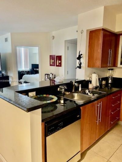 3232 SW 22nd Ter, Unit 1303, Miami, FL 33145 Photo