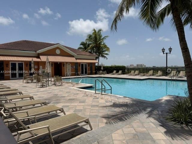 3232 SW 22nd Ter, Unit 1303, Miami, FL 33145 Photo