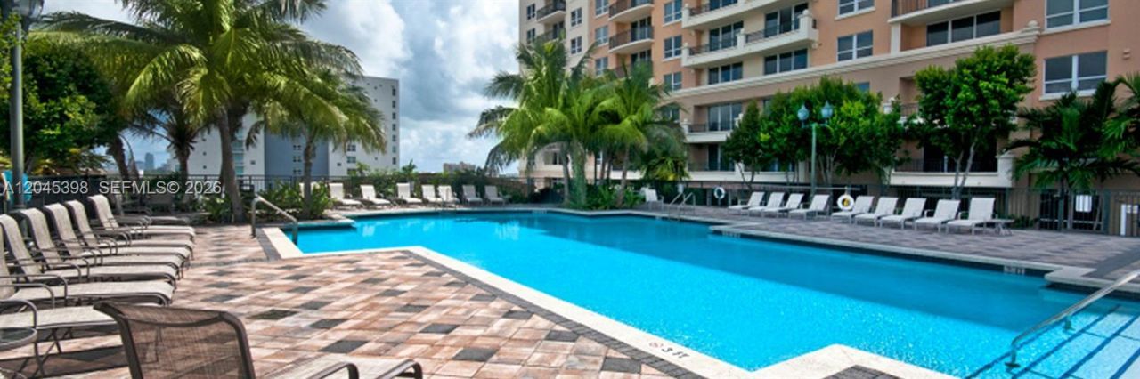 3232 SW 22nd Ter, Unit 1303, Miami, FL 33145 Photo