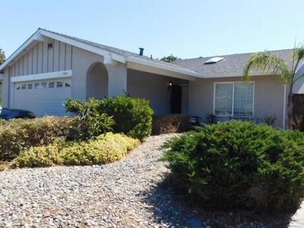 1886 Pine Hollow Circle, San Jose, CA 95133