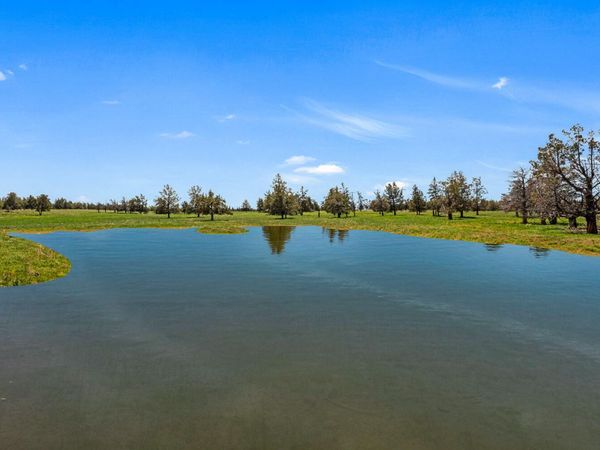 63510 Gentry Loop, Bend, OR 97701