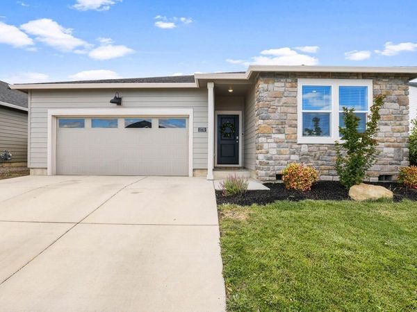 2770 Pronghorn Lane, Medford, OR 97504