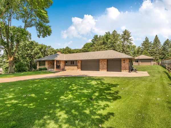 117 Benton Oaks Drive , Sauk Rapids, MN 56379