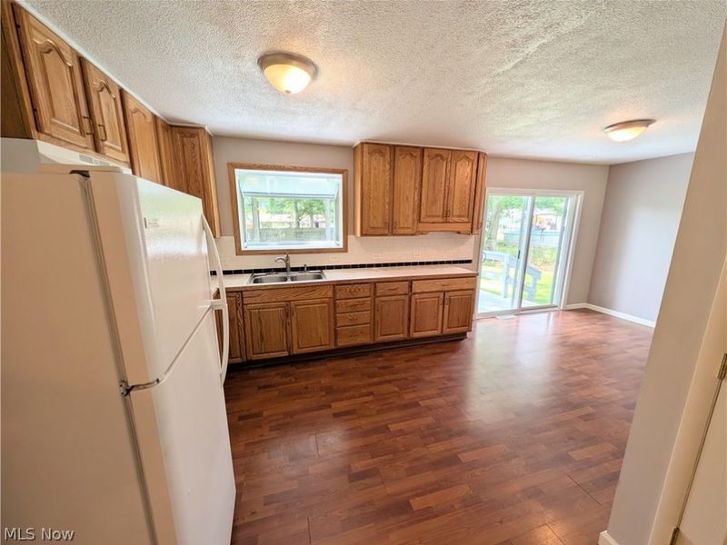 18015 Hillcrest Drive, Lake Milton, OH 44429 Photo 19