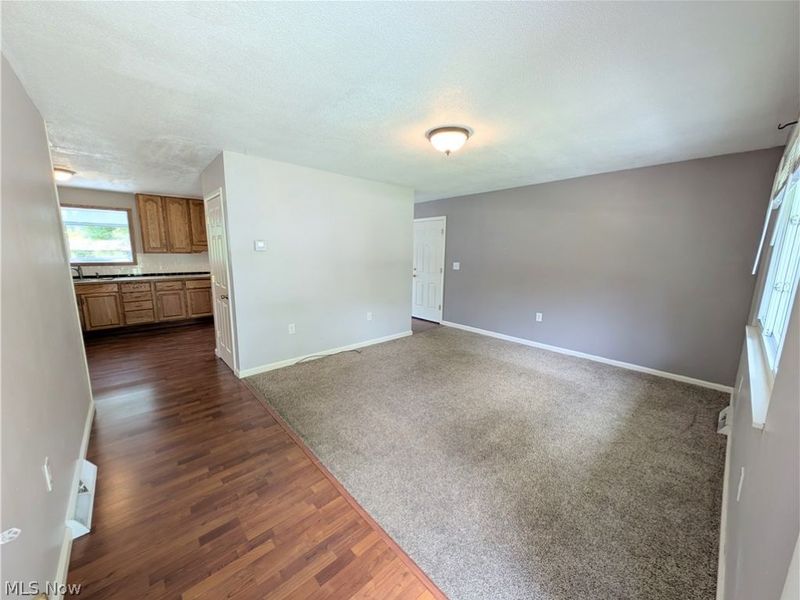 18015 Hillcrest Drive, Lake Milton, OH 44429 Photo 22