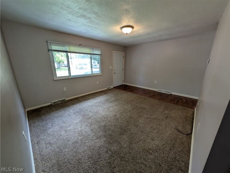 18015 Hillcrest Drive, Lake Milton, OH 44429 Photo 29