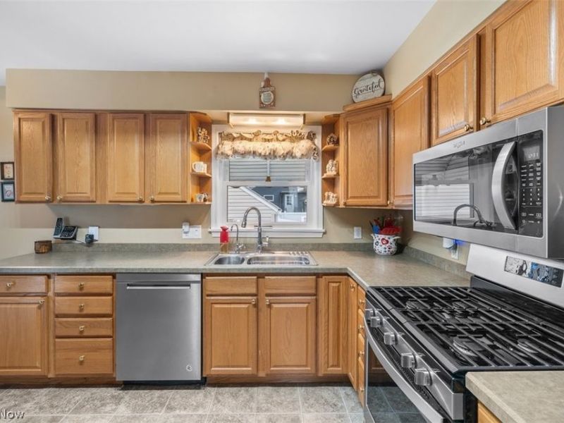 1872 19th Street, Cuyahoga Falls, OH 44223 Photo 10