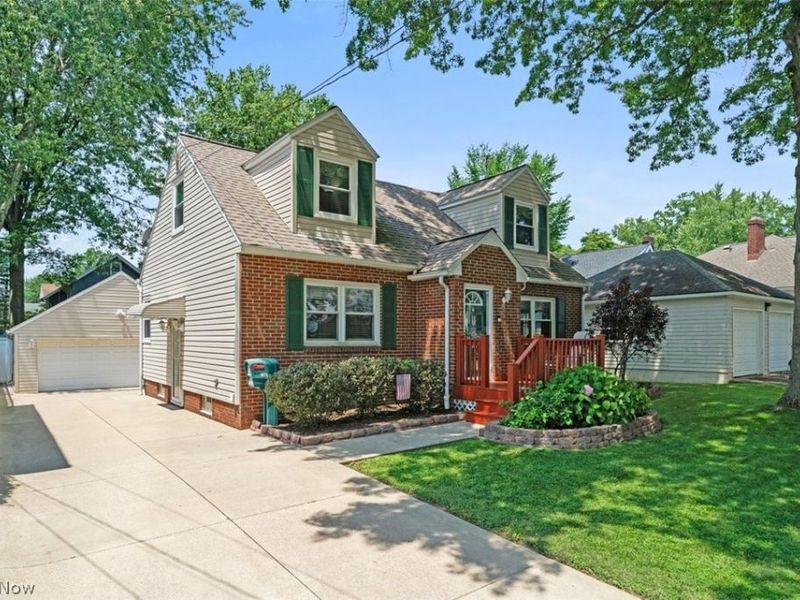 1872 19th Street, Cuyahoga Falls, OH 44223 Photo 2
