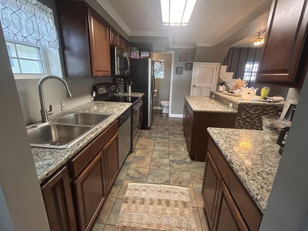 2625 Lansing Street, Crystal, MI 48818