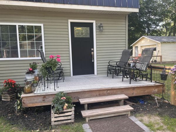 2625 Lansing Street, Crystal, MI 48818