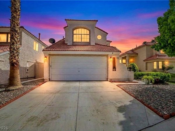 9821 Virginia Woods Circle, Las Vegas, NV 89117