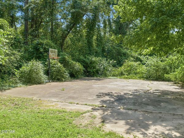 204 Masseyville Rd , Bethel Springs, TN 38315