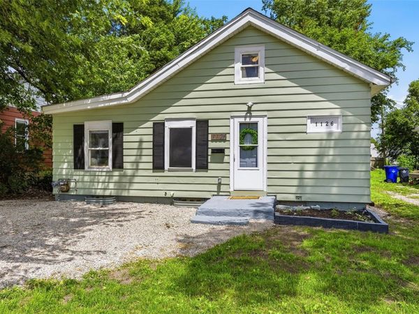 1126 32nd Street NE, Cedar Rapids, IA 52402