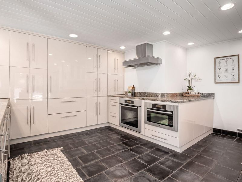 4051 The Old Poste Road, Columbus, OH 43221 Photo 17