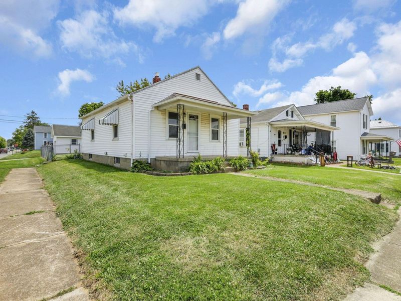 740 N Pierce Avenue , Lancaster, OH 43130 Photo 2
