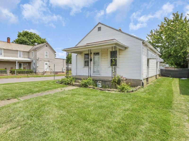 740 N Pierce Avenue , Lancaster, OH 43130 Photo 3