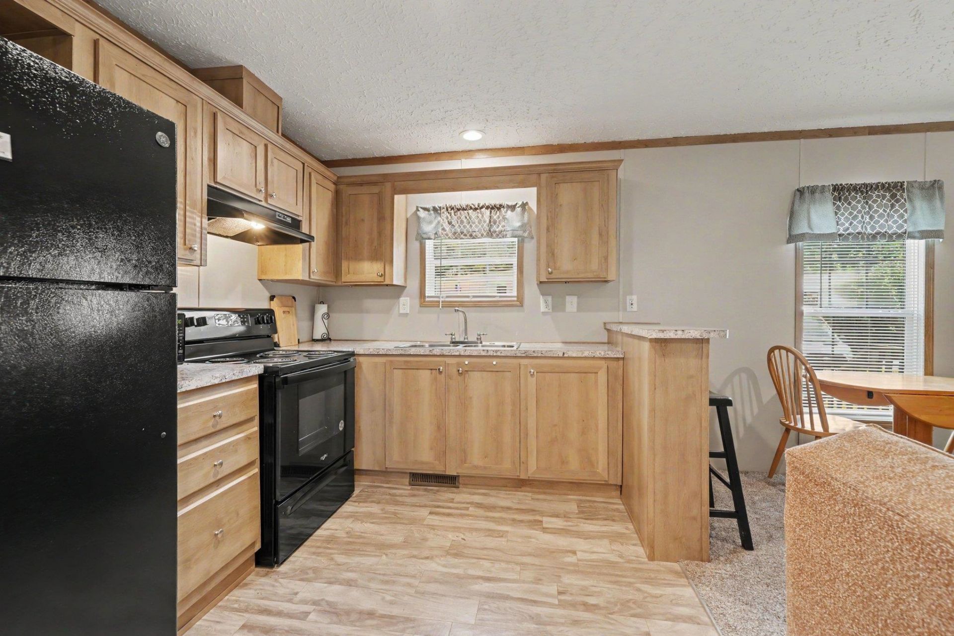 128 Crooked Island Circle Photo 8