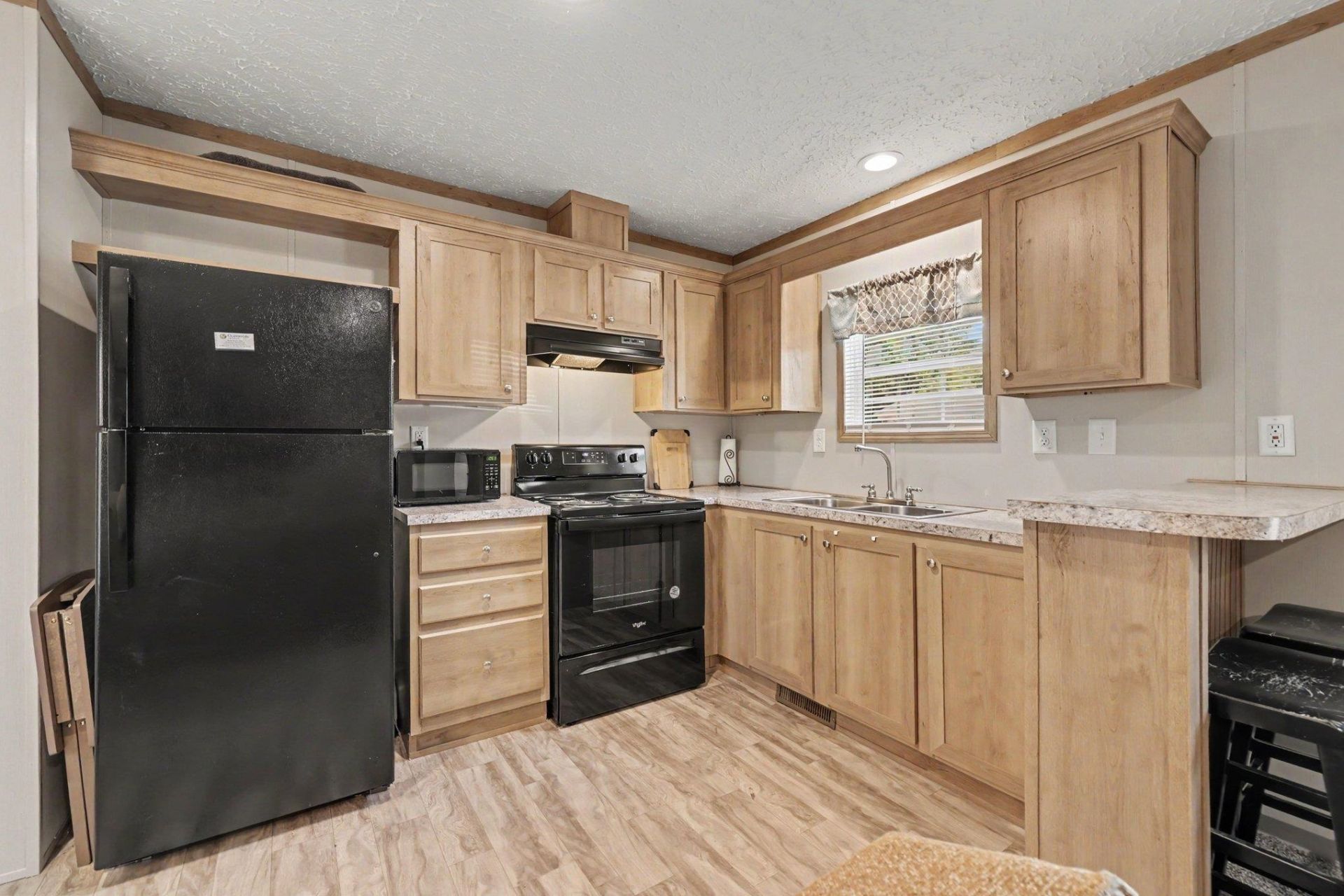 128 Crooked Island Circle Photo 9
