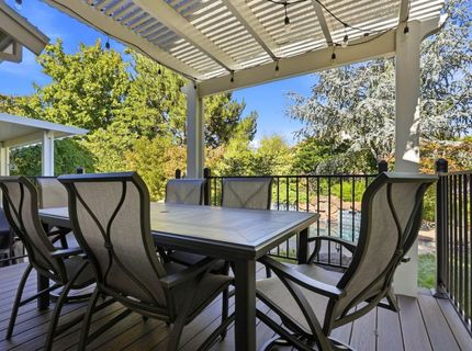 8804 Bradbury Ct, Elk Grove, CA 95624 Photo