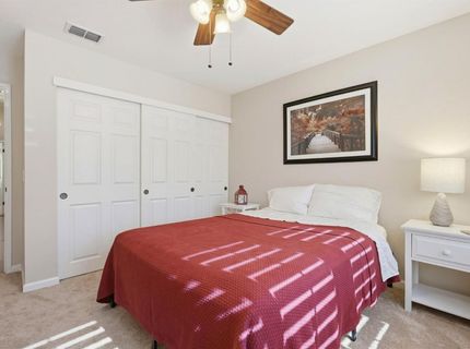 8804 Bradbury Ct, Elk Grove, CA 95624 Photo