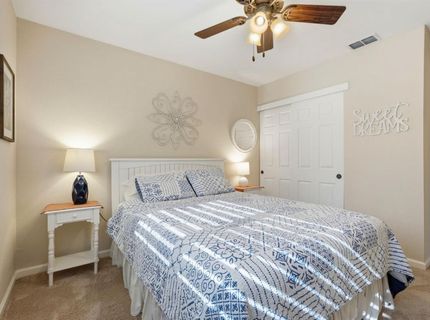 8804 Bradbury Ct, Elk Grove, CA 95624 Photo