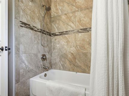 8804 Bradbury Ct, Elk Grove, CA 95624 Photo