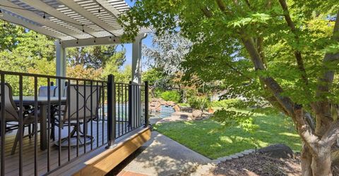 8804 Bradbury Ct, Elk Grove, CA 95624 Photo